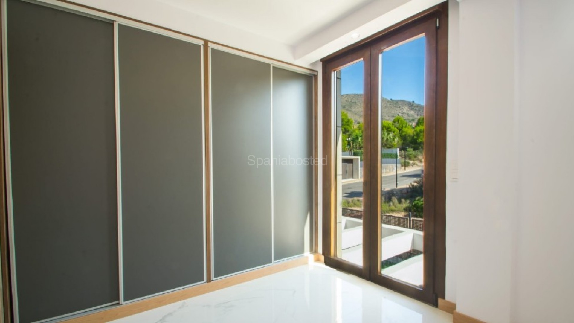 Nueva construcción  - Villa -
Finestrat