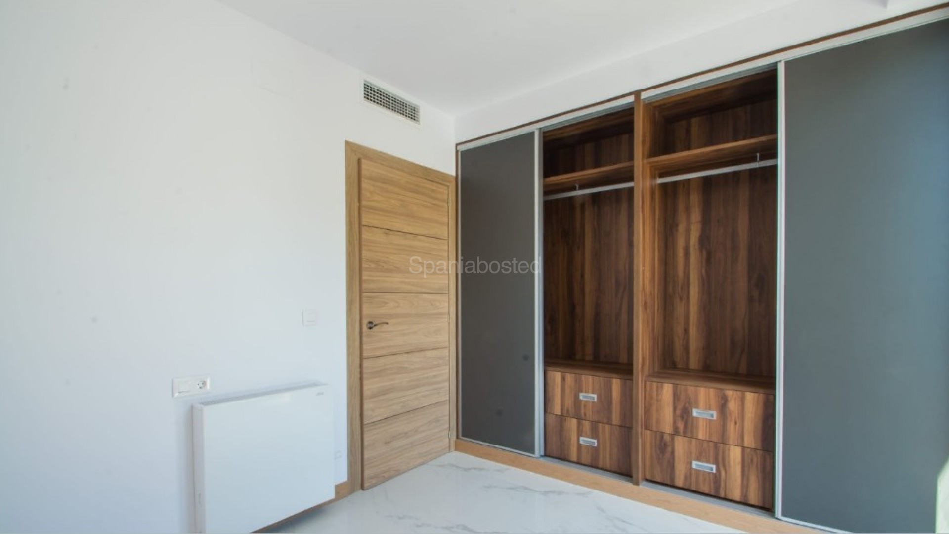 Nueva construcción  - Villa -
Finestrat