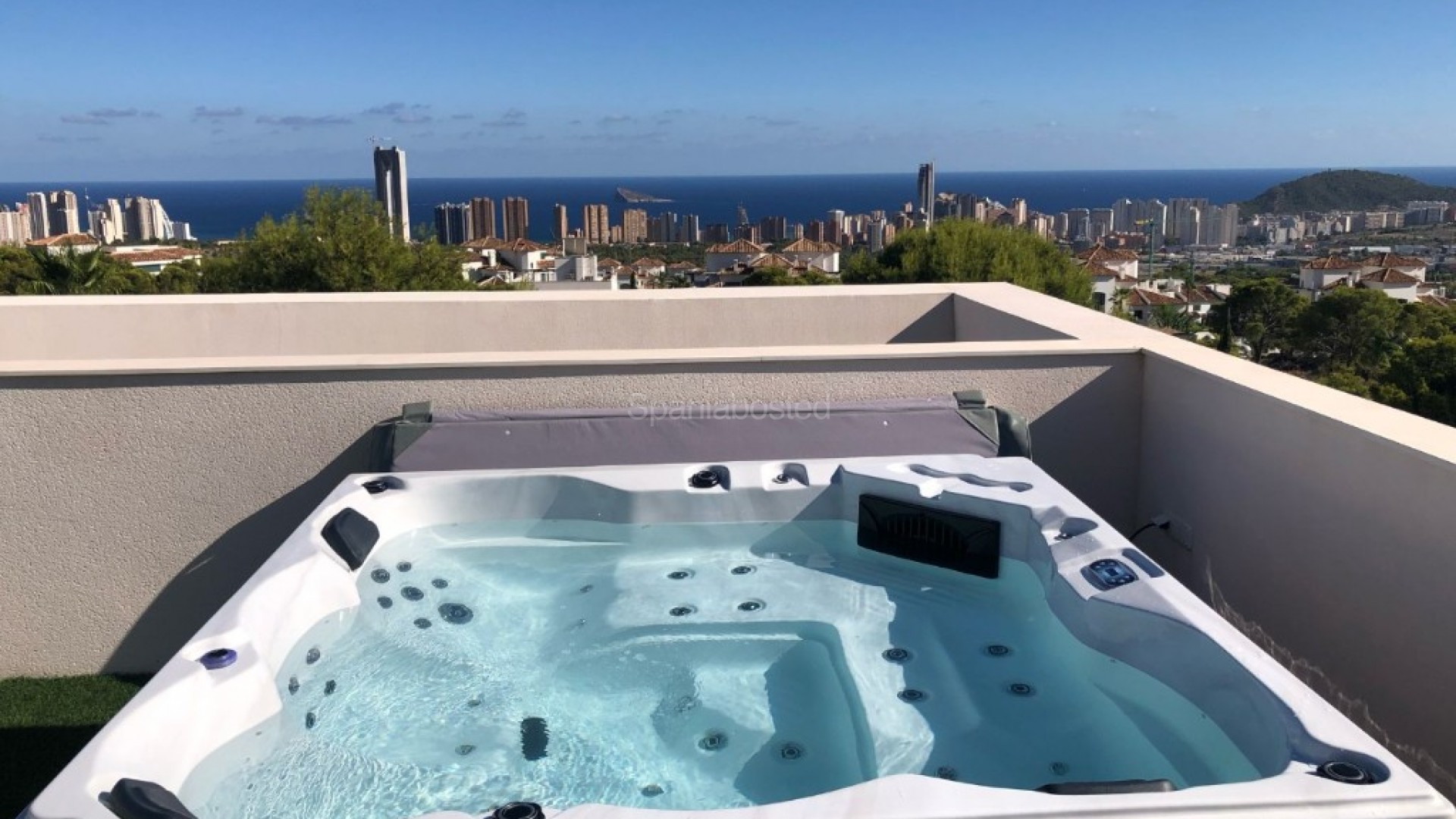 Nueva construcción  - Villa -
Finestrat