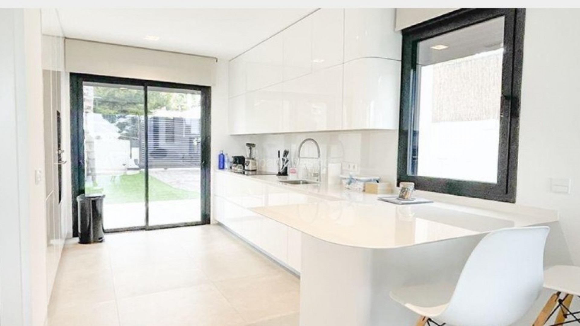 Nueva construcción  - Villa -
Finestrat