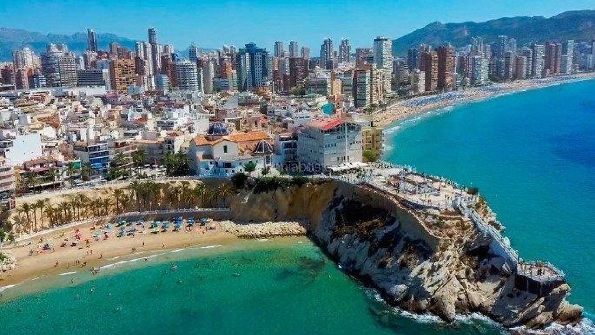 Nueva construcción  - Villa -
Finestrat