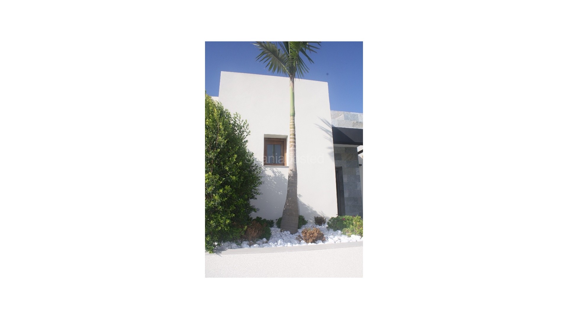 Nueva construcción  - Villa -
Los Altos