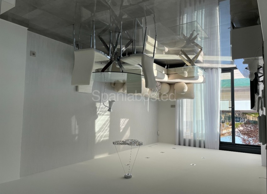 Nueva construcción  - Villa -
Los Altos