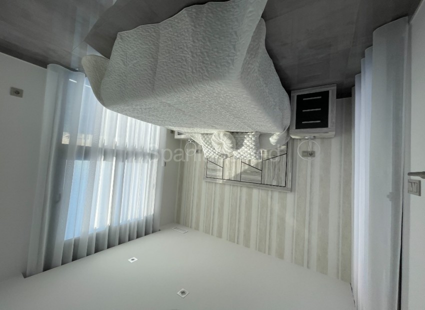 Nueva construcción  - Villa -
Los Altos