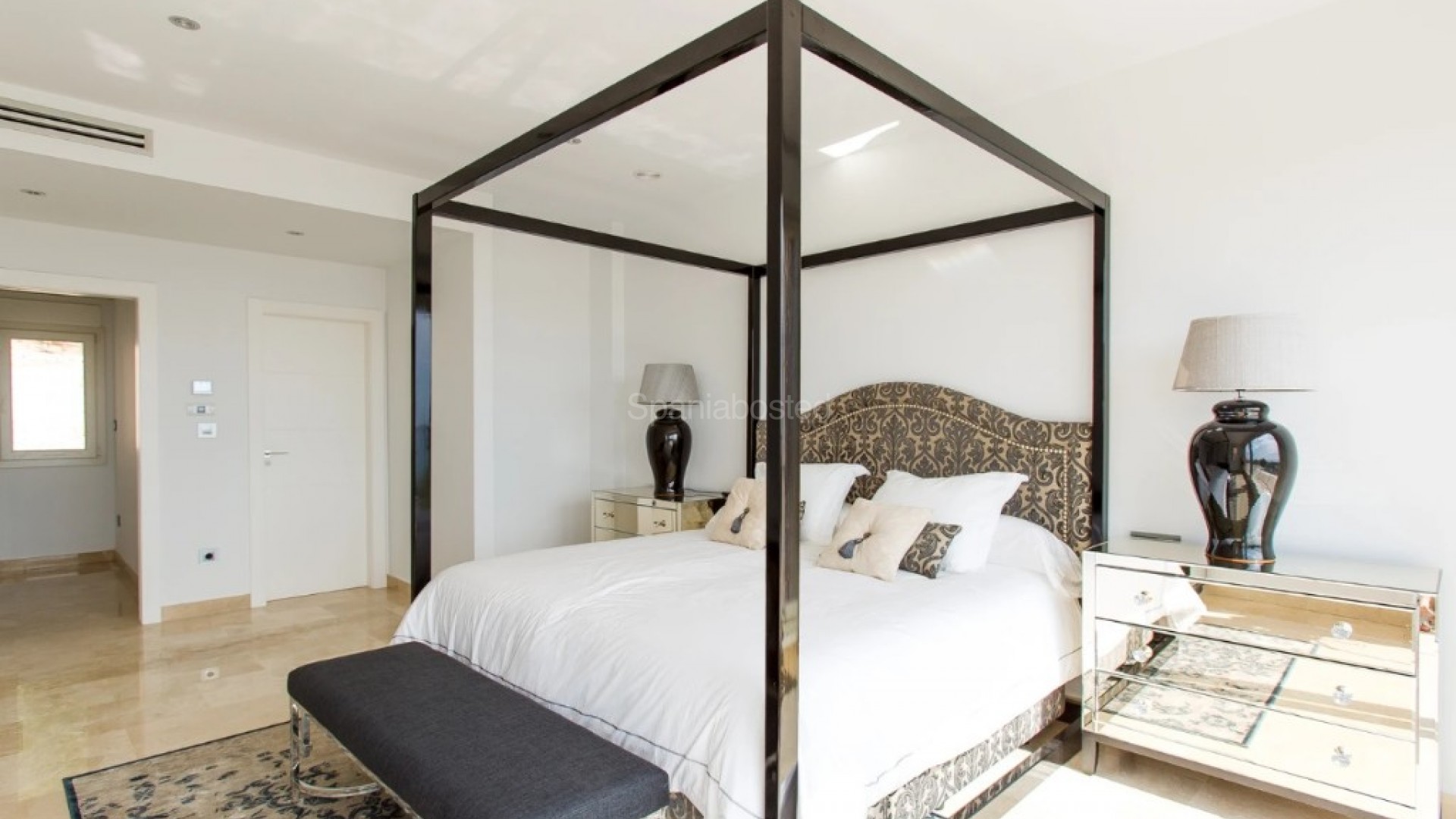 Nueva construcción  - Villa -
Moraira