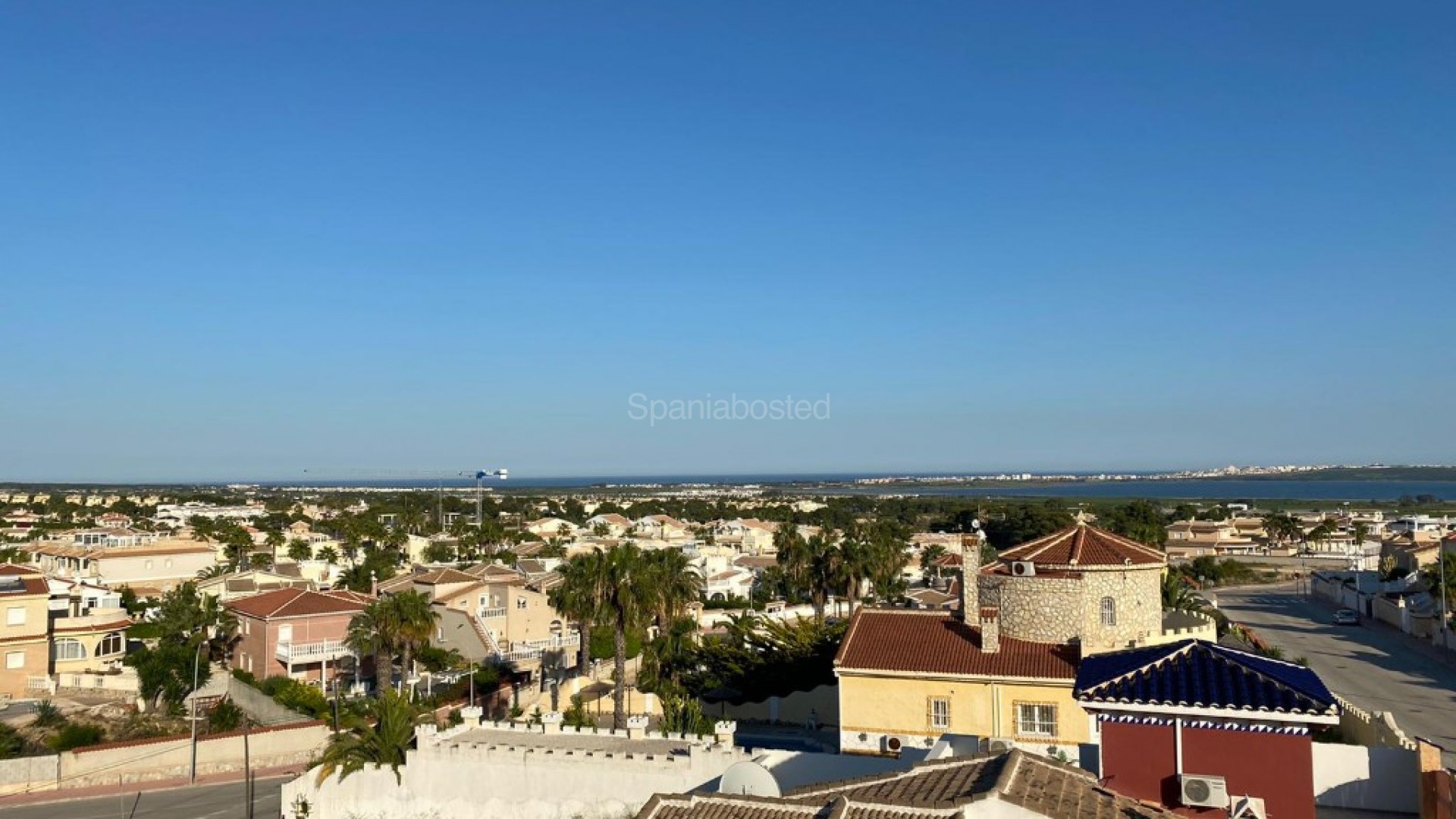 Nueva construcción  - Villa -
Rojales