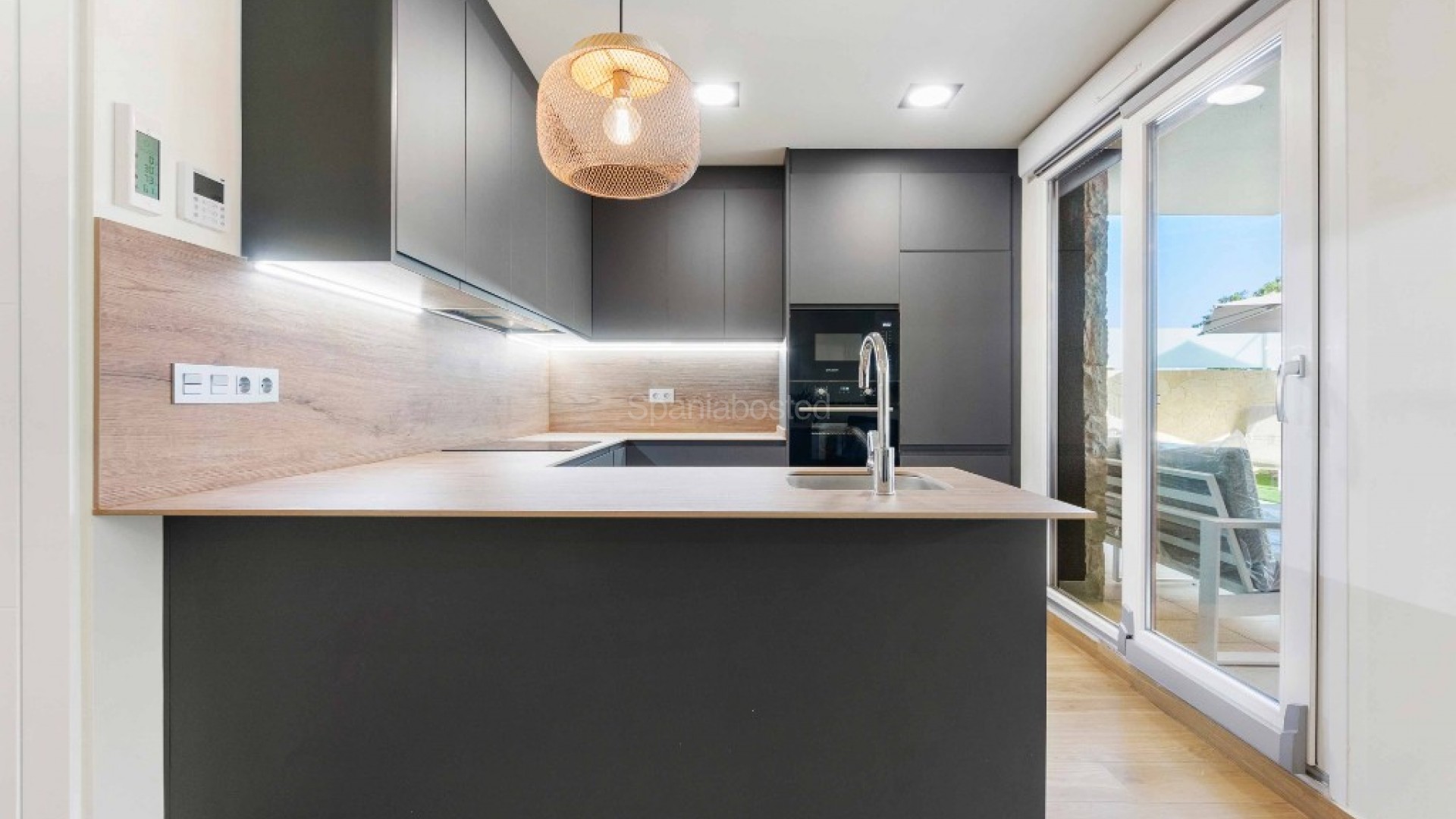 Nueva construcción  - Villa -
Rojales