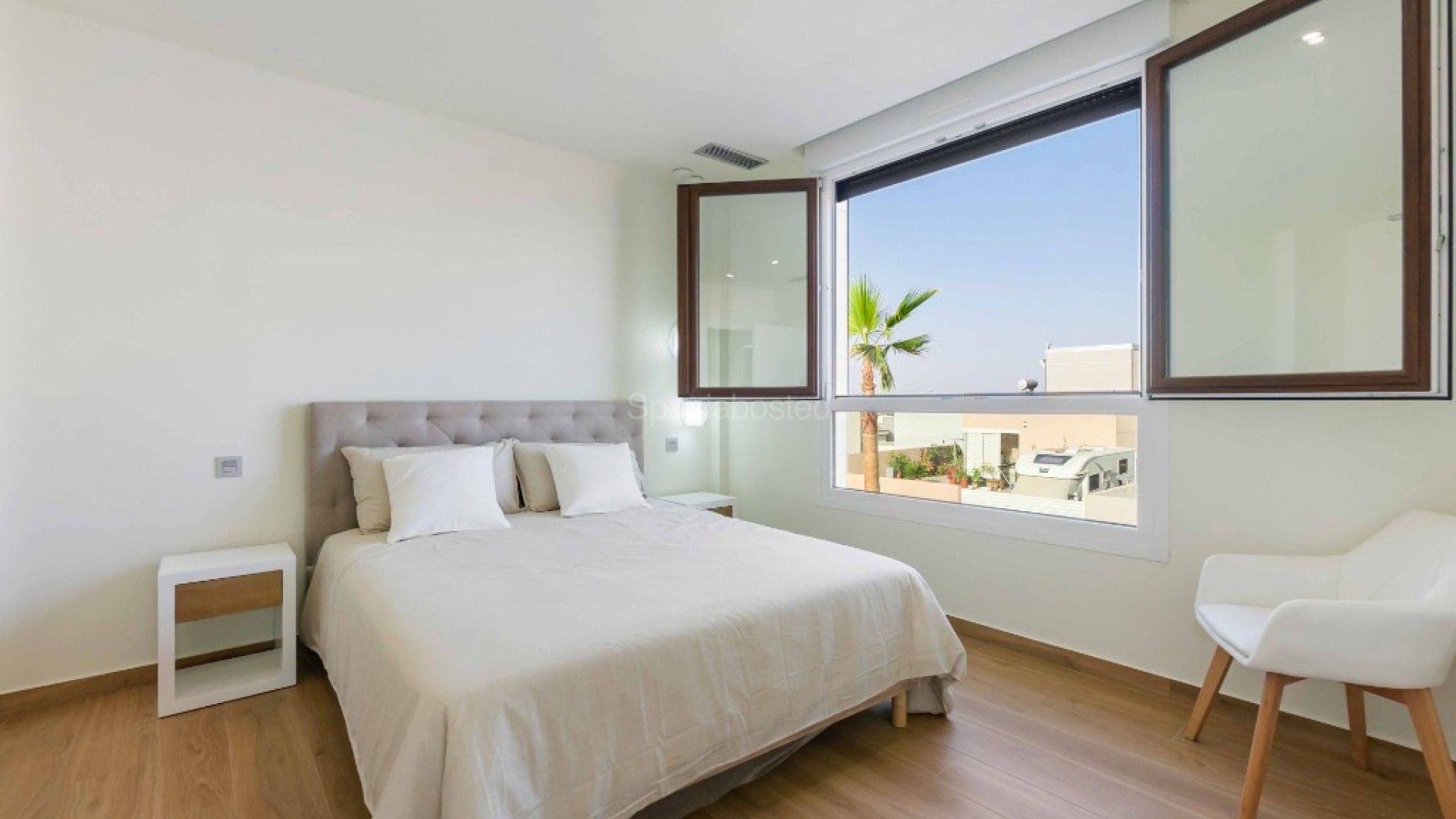 Nueva construcción  - Villa -
Rojales