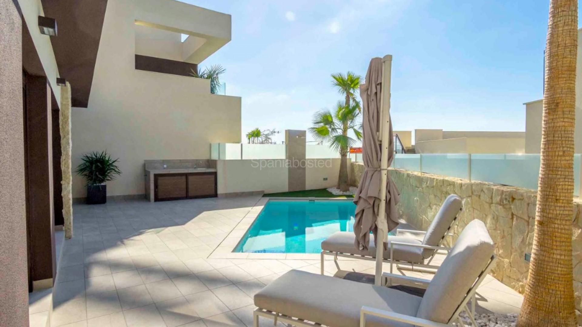 Nueva construcción  - Villa -
Rojales