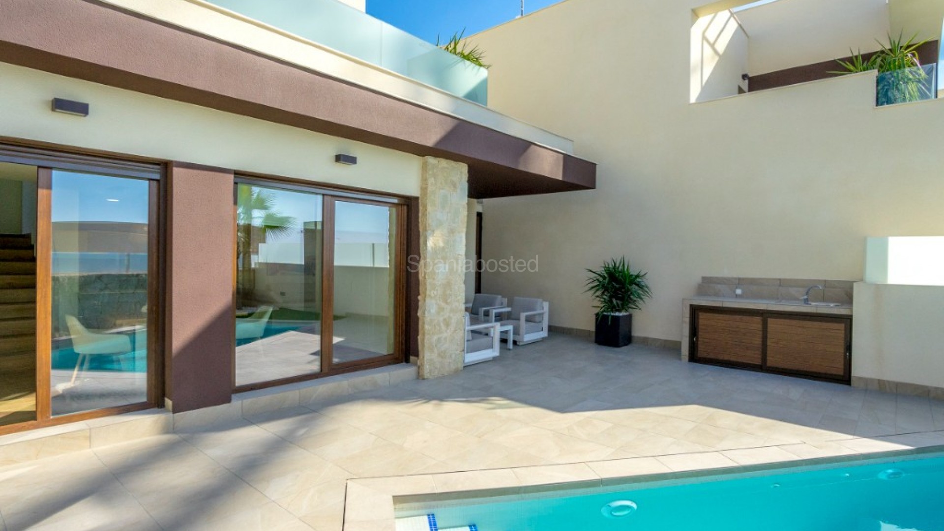 Nueva construcción  - Villa -
Rojales