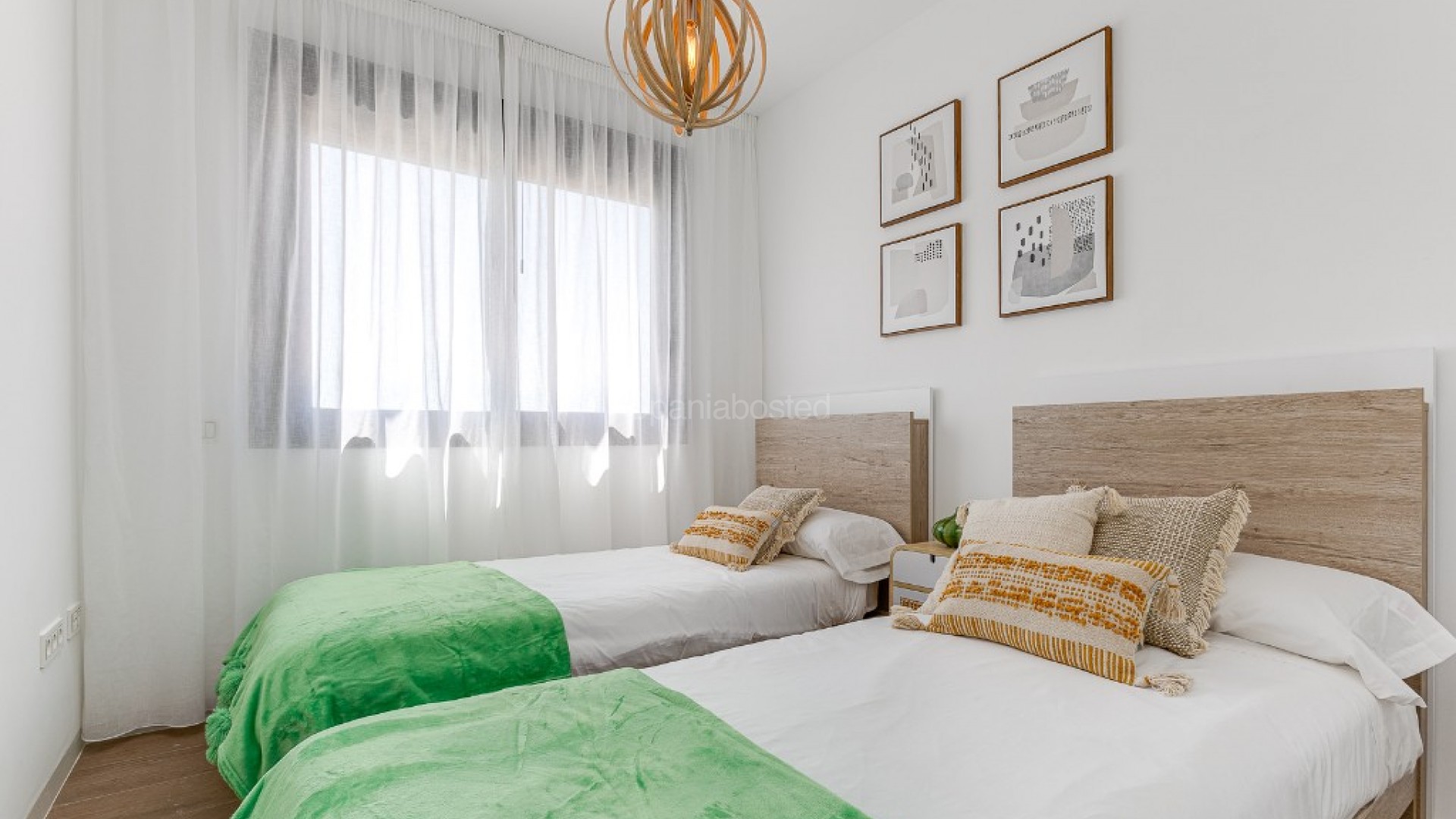 Nybygg - Villa -
Benidorm