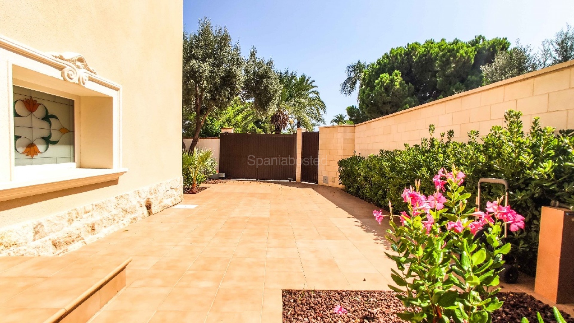 Nybygg - Villa -
Cabo Roig