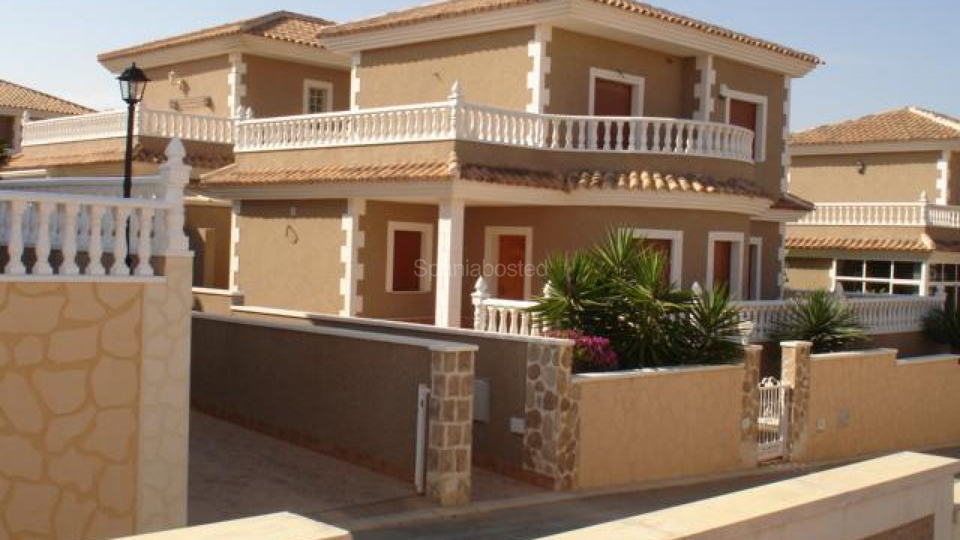 Nybygg - Villa -
Los Altos