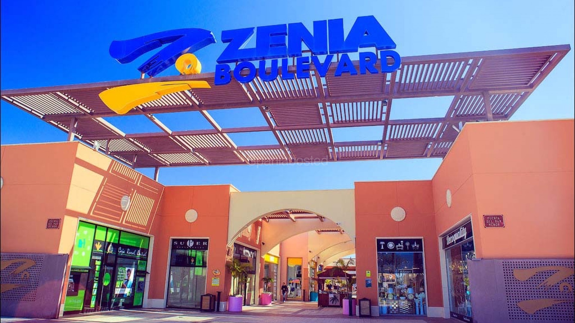 Nybygg - Villa -
Los Altos