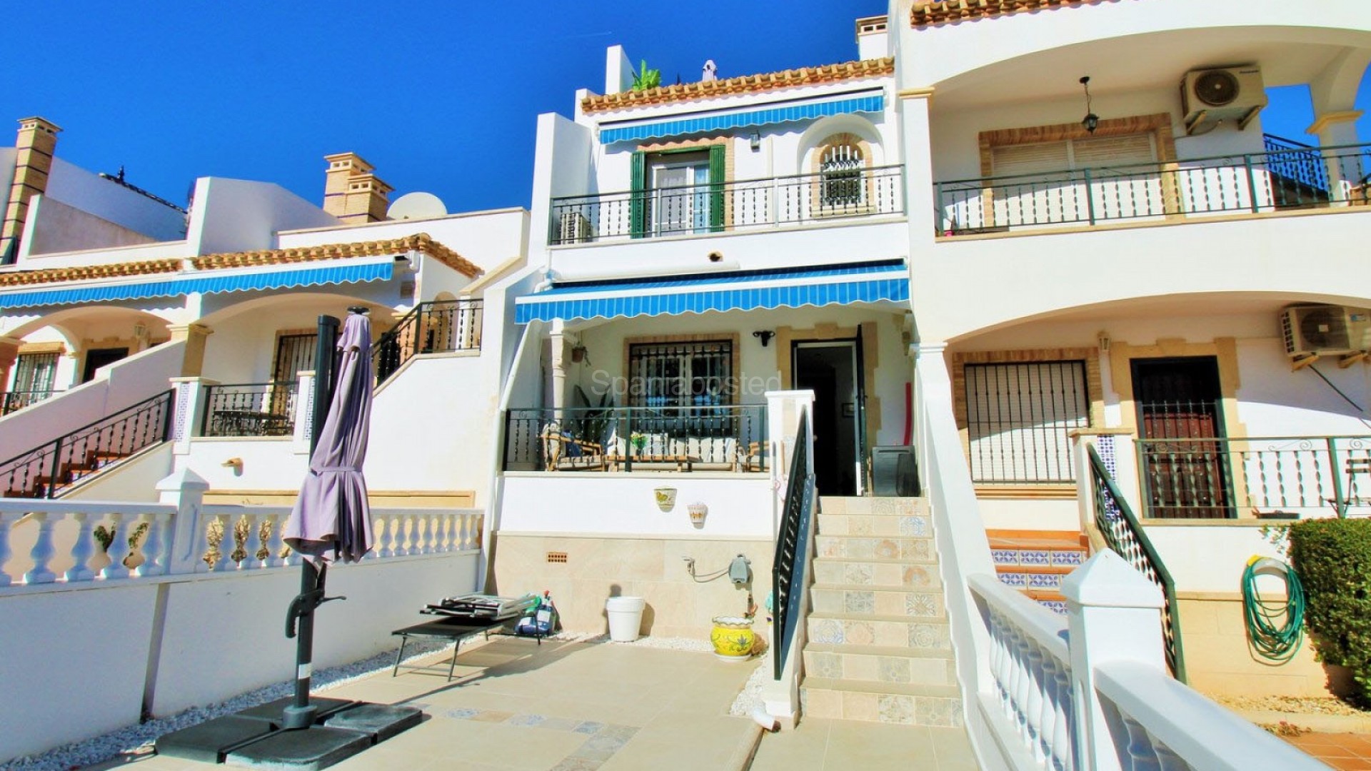 Resale - 2. Town house -
Orihuela Costa - Villamartin