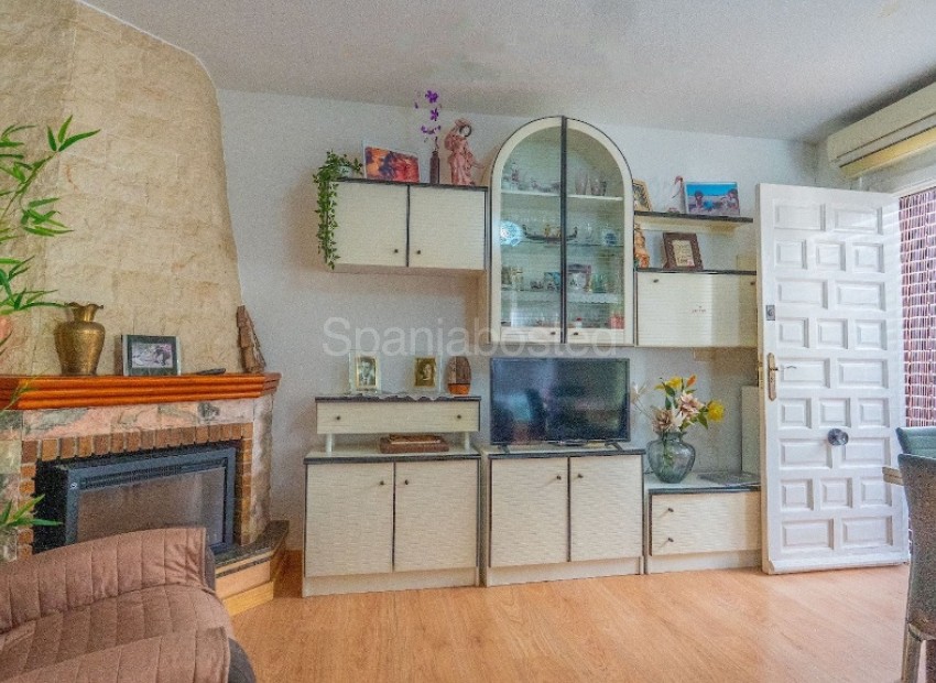 Resale - Adosado -
Torrevieja