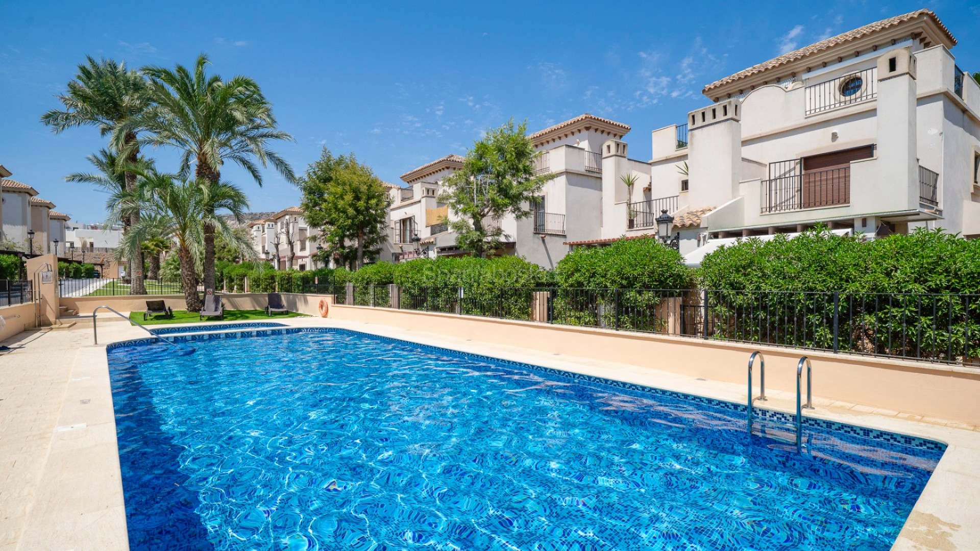 Resale - Apartment -
Algorfa