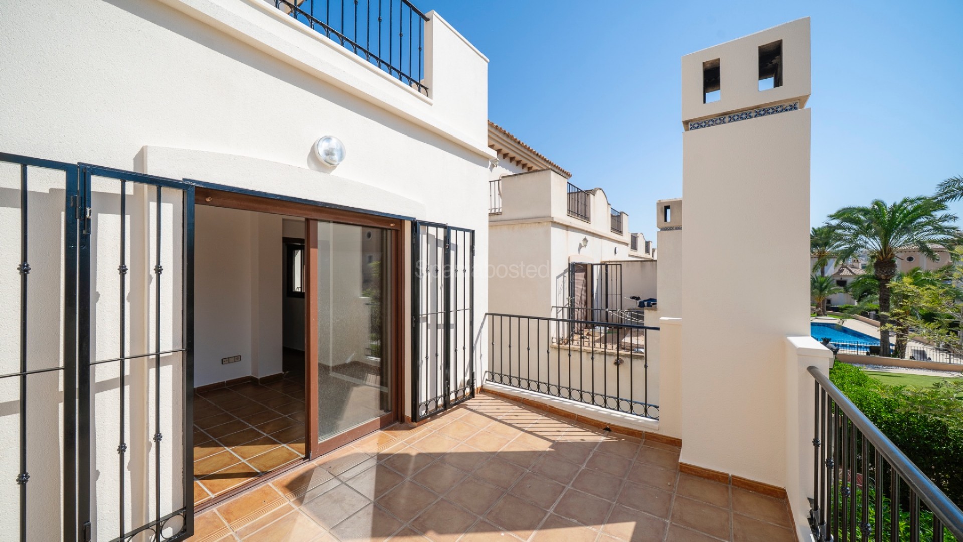 Resale - Apartment -
Algorfa