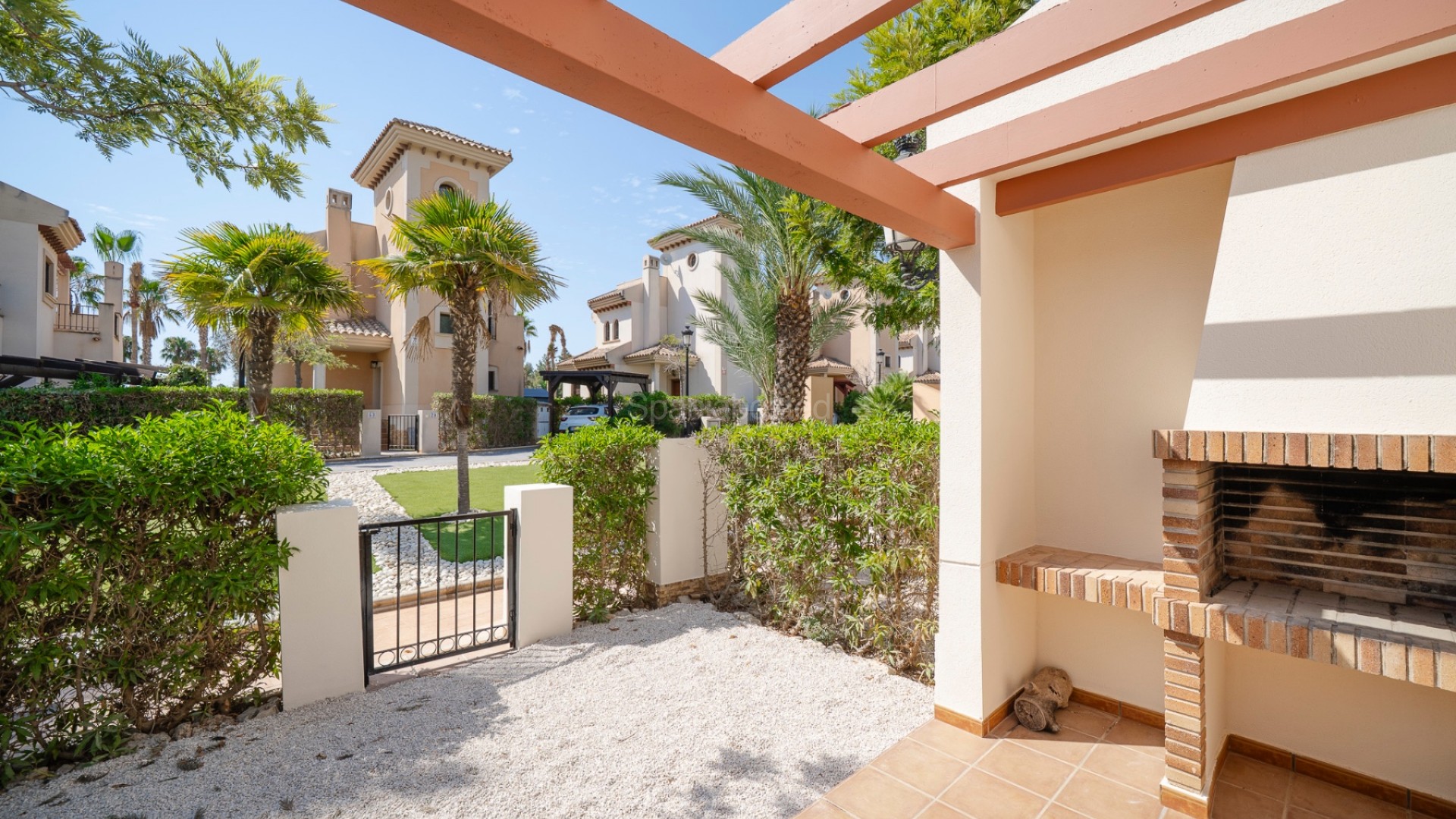 Resale - Apartment -
Algorfa