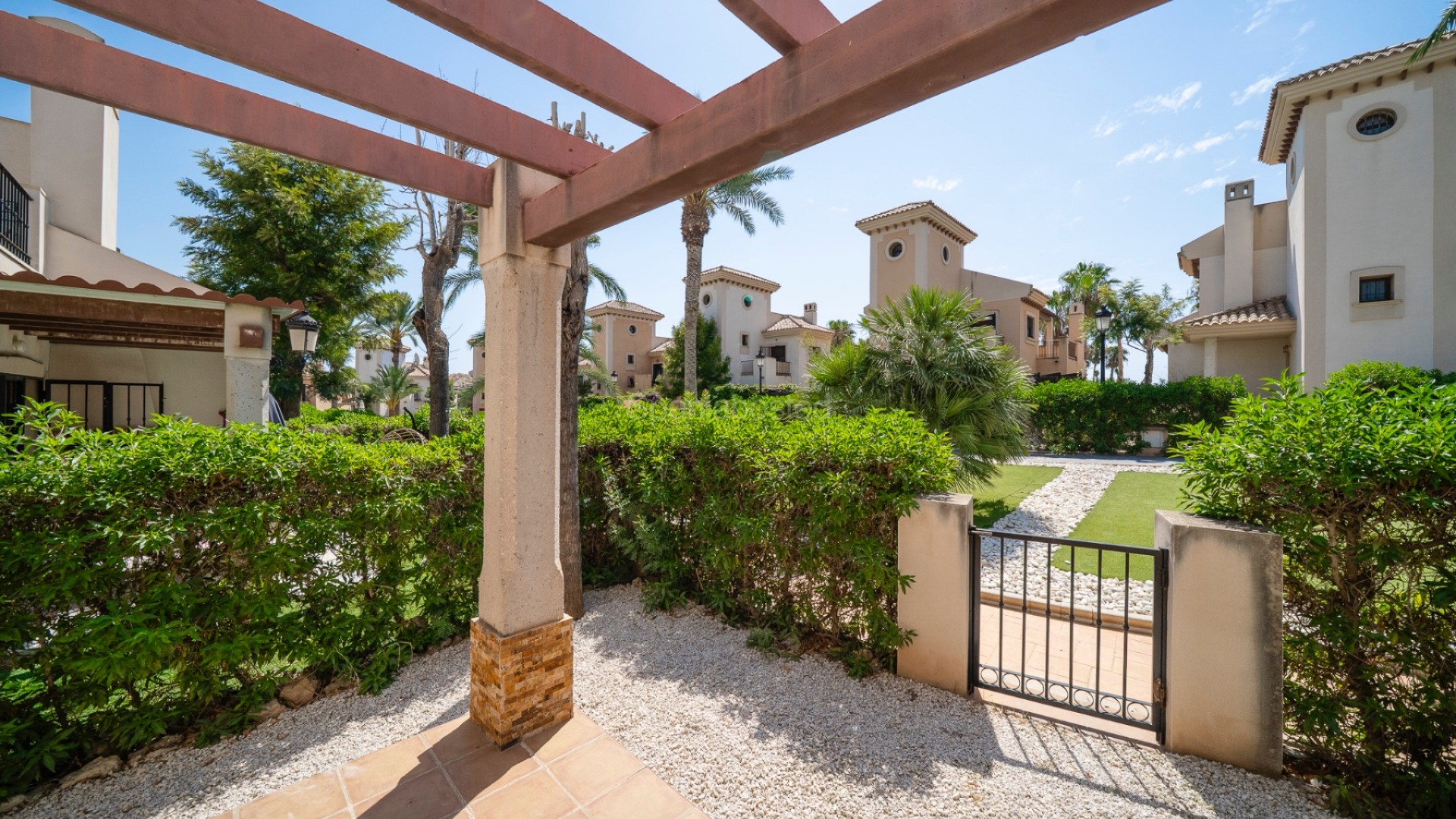 Resale - Apartment -
Algorfa