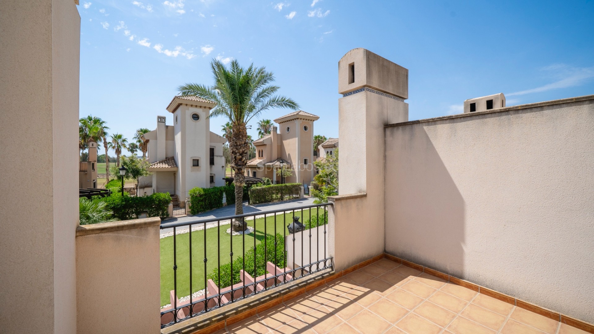 Resale - Apartment -
Algorfa
