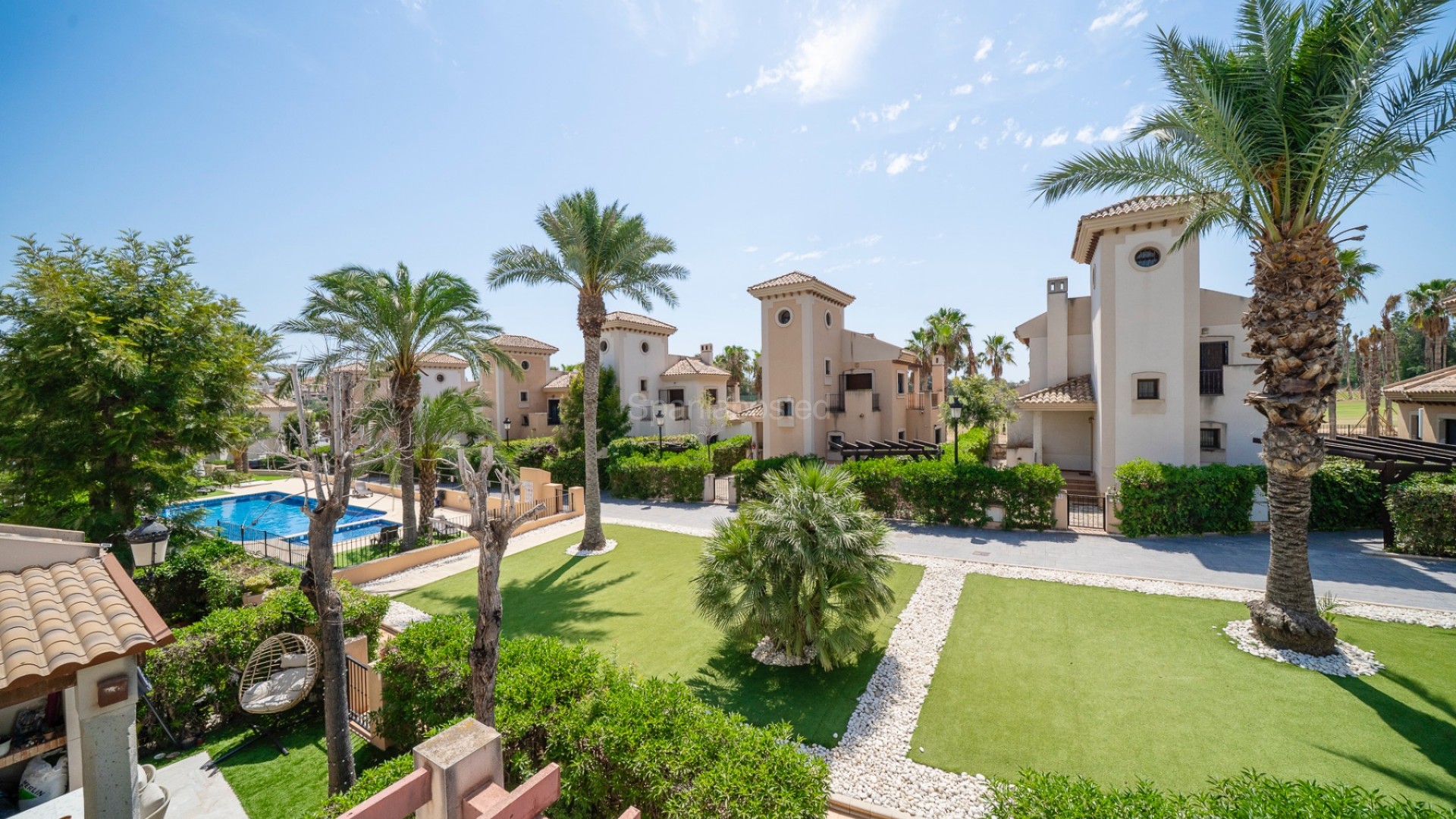 Resale - Apartment -
Algorfa