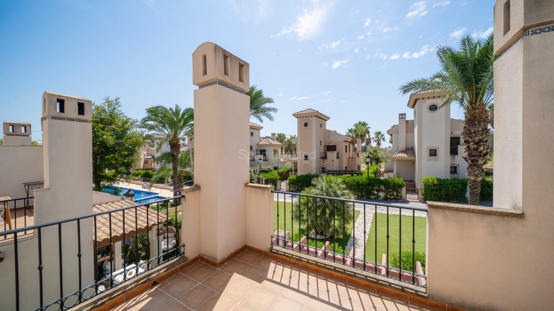 Resale - Apartment -
Algorfa