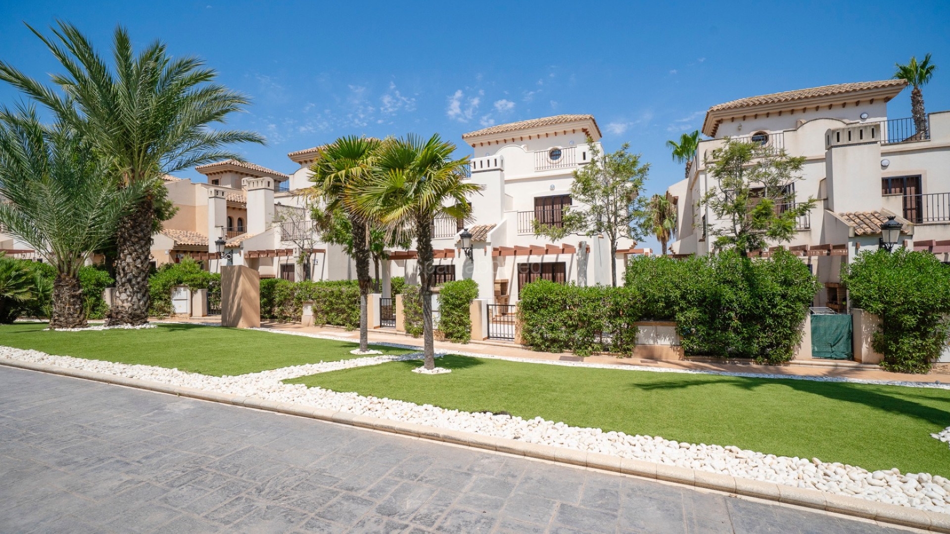 Resale - Apartment -
Algorfa