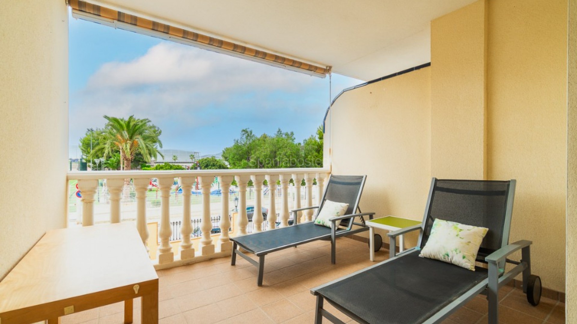 Resale - Apartment -
Algorfa