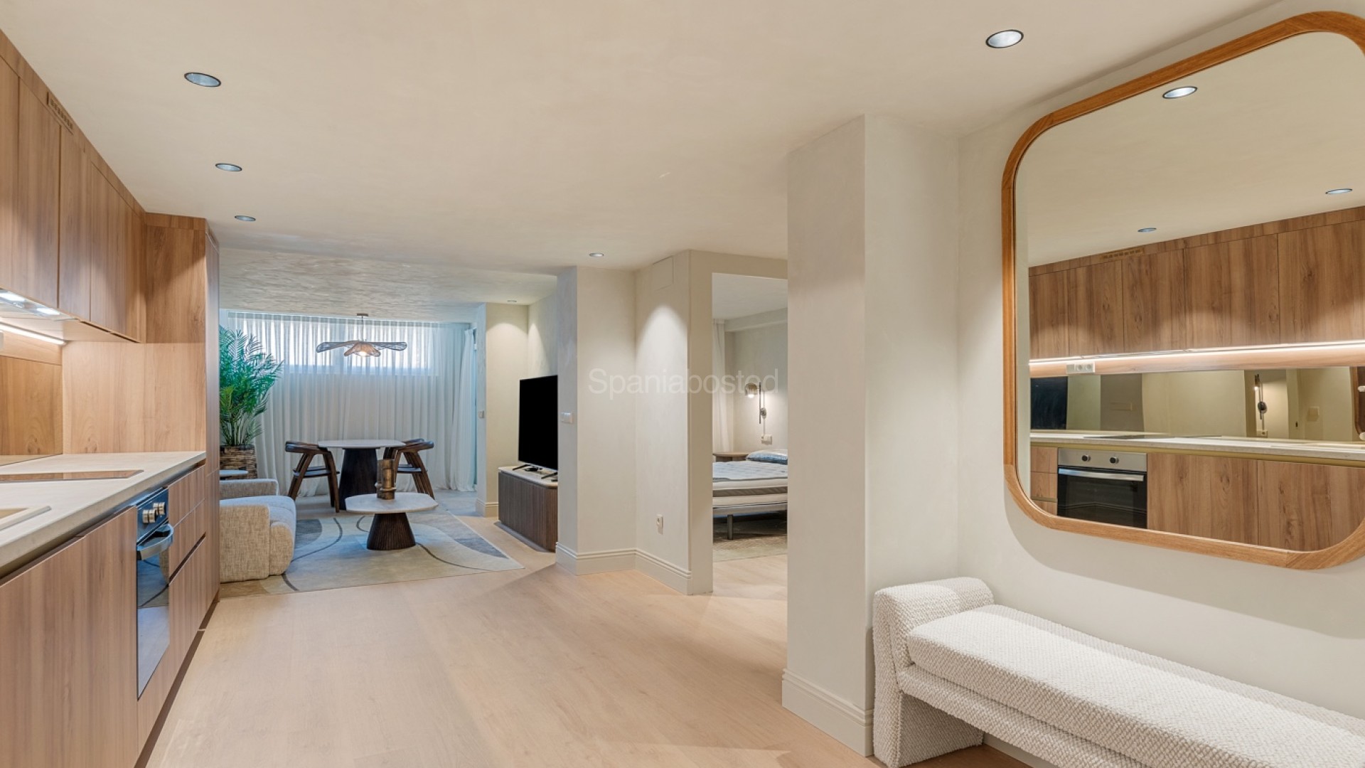 Resale - Apartment -
Alicante