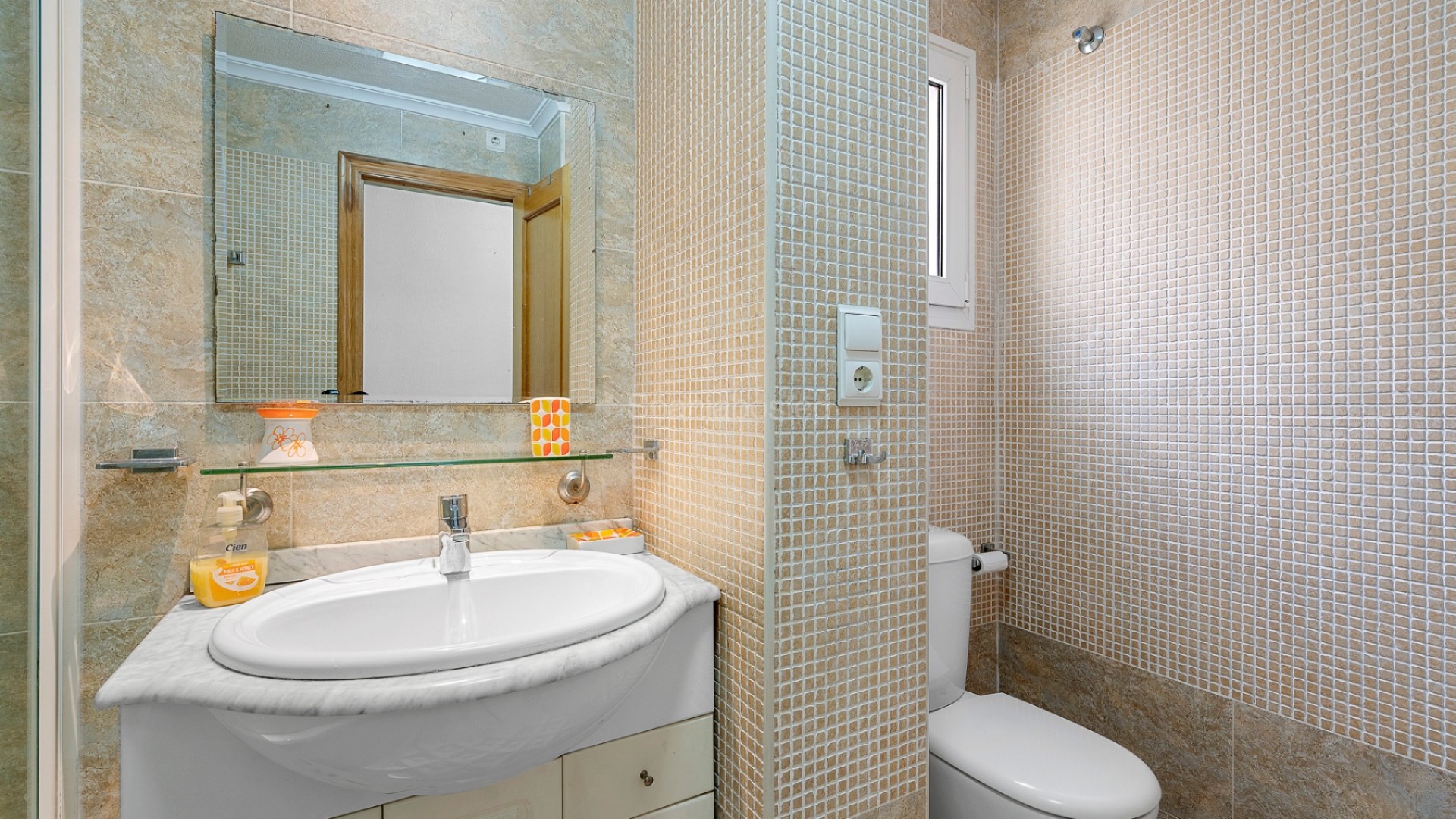 Resale - Apartment -
Almoradí