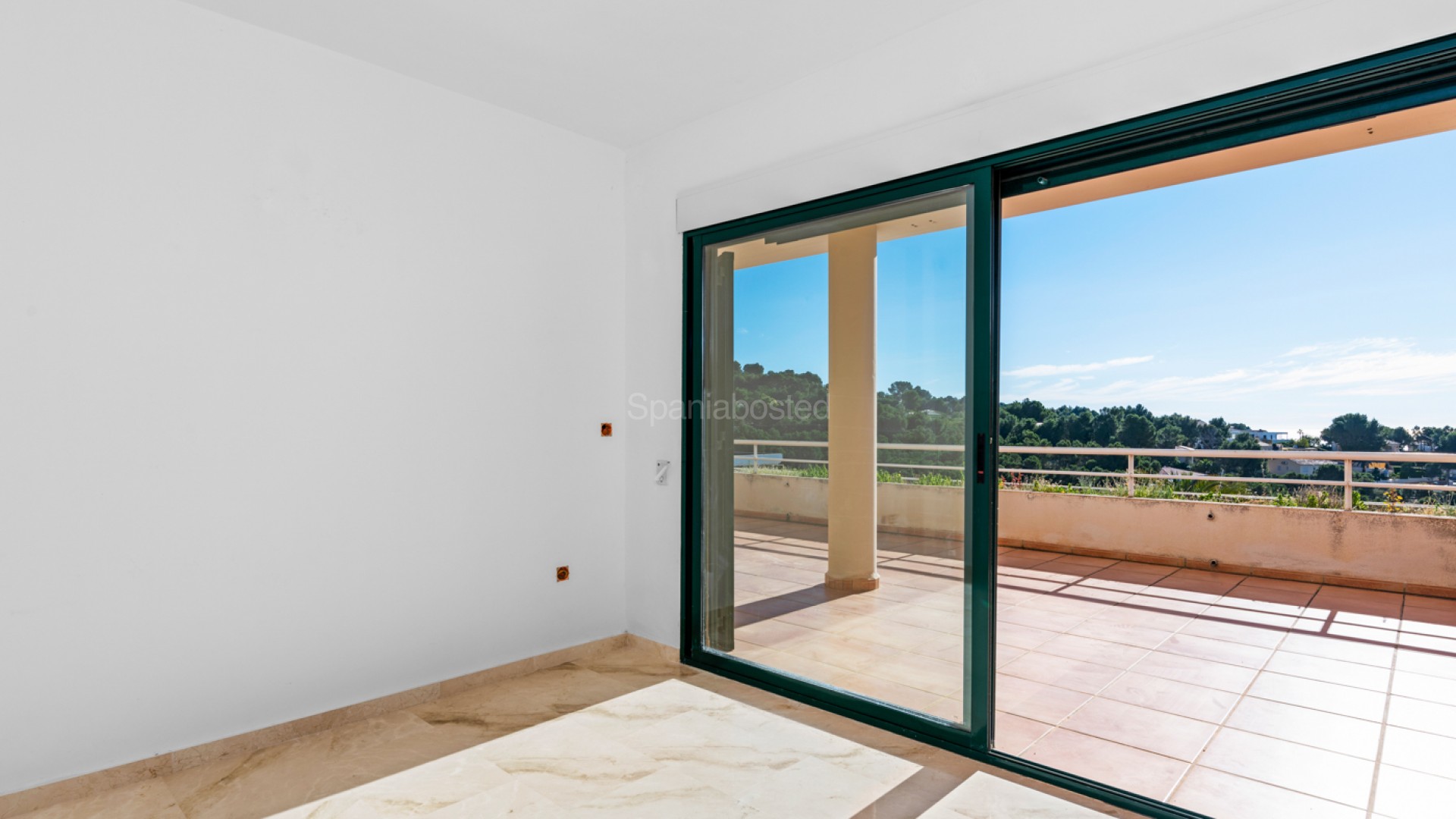 Resale - Apartment -
Altea