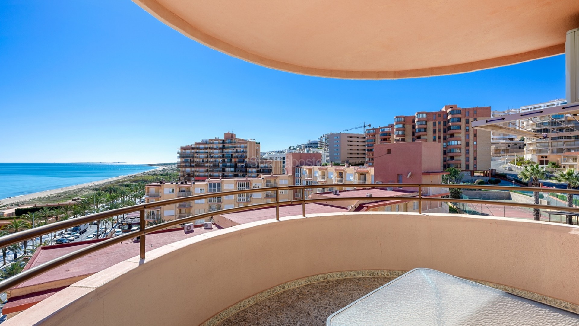 Resale - Apartment -
Arenales del Sol - Segunda linea playa