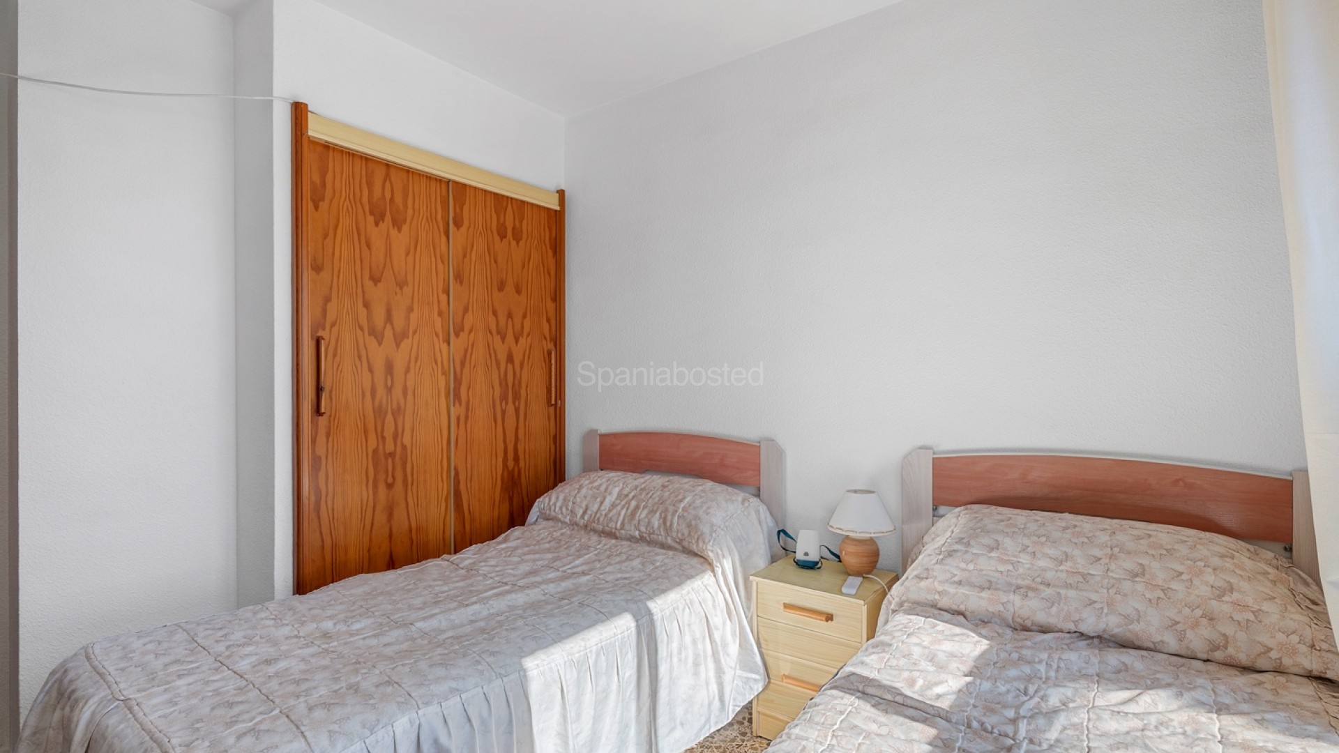 Resale - Apartment -
Arenales del Sol - Segunda linea playa