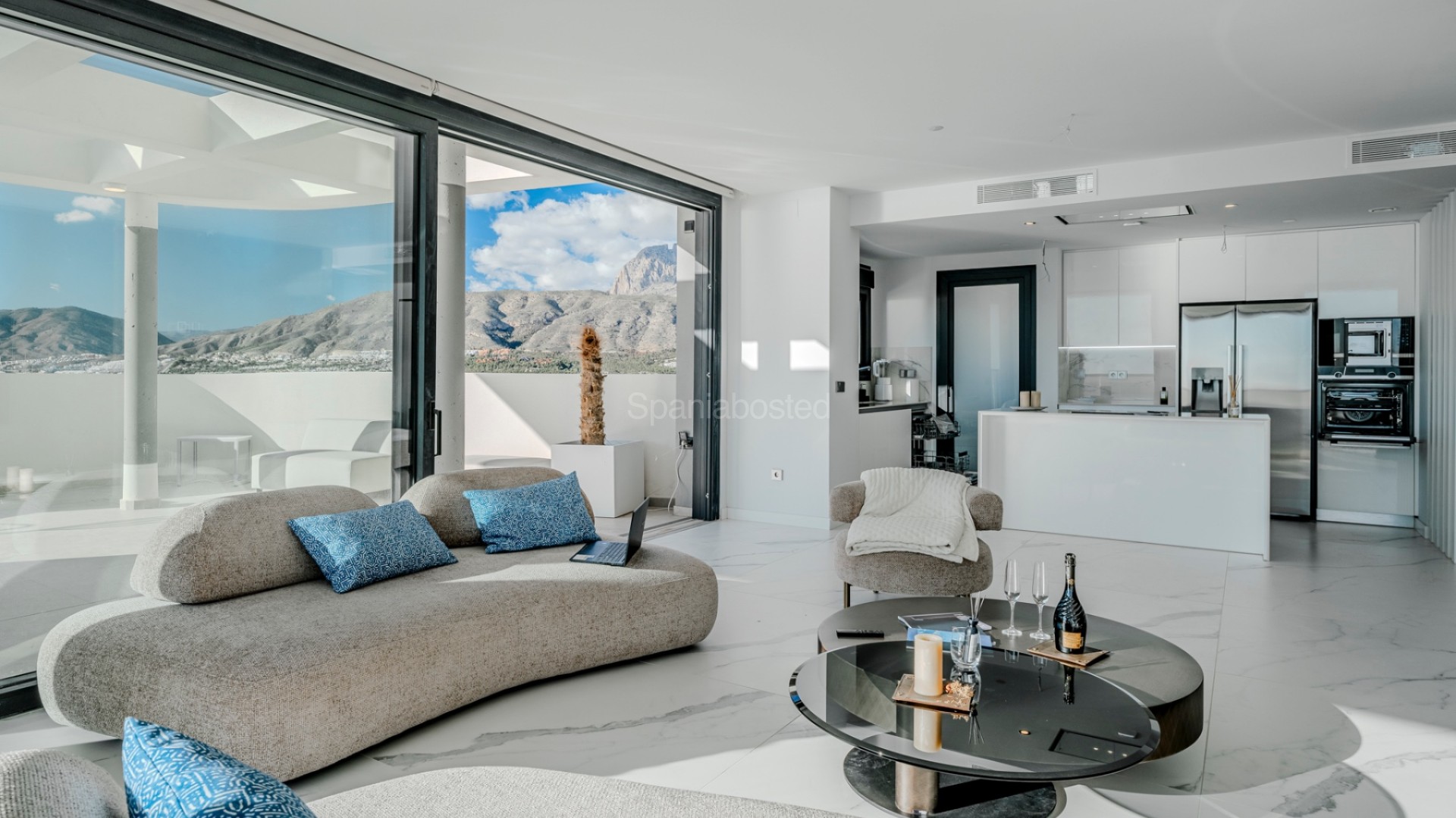 Resale - Apartment -
Benidorm