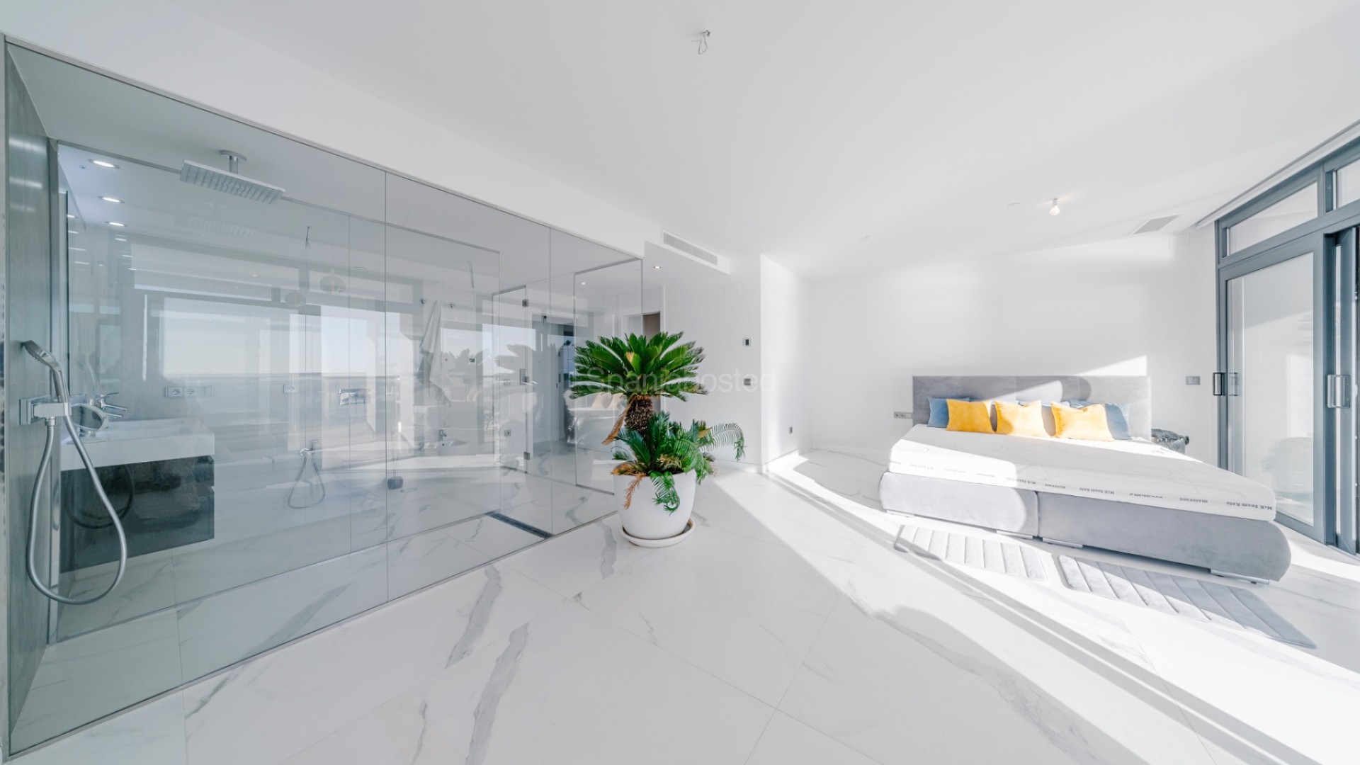 Resale - Apartment -
Benidorm