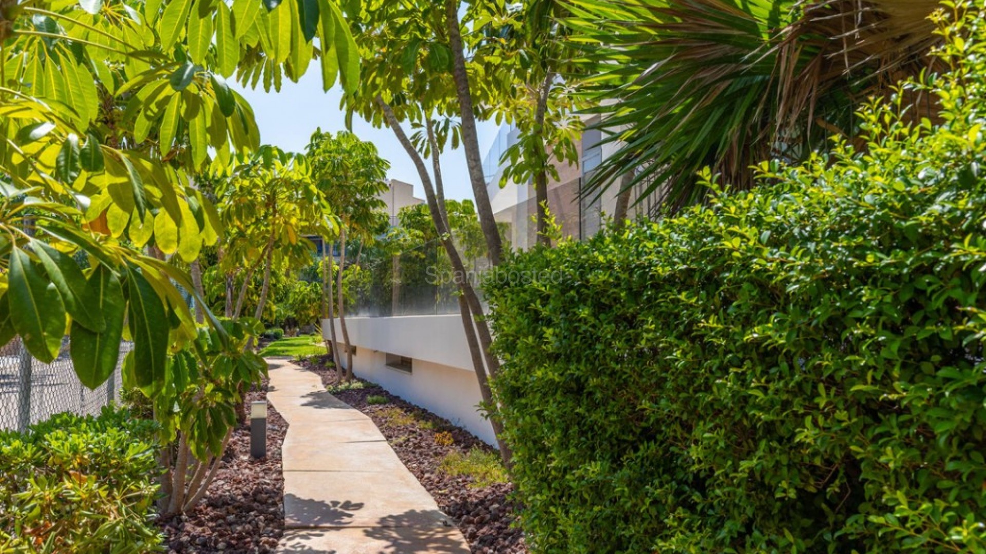 Resale - Apartment -
Cabo Roig