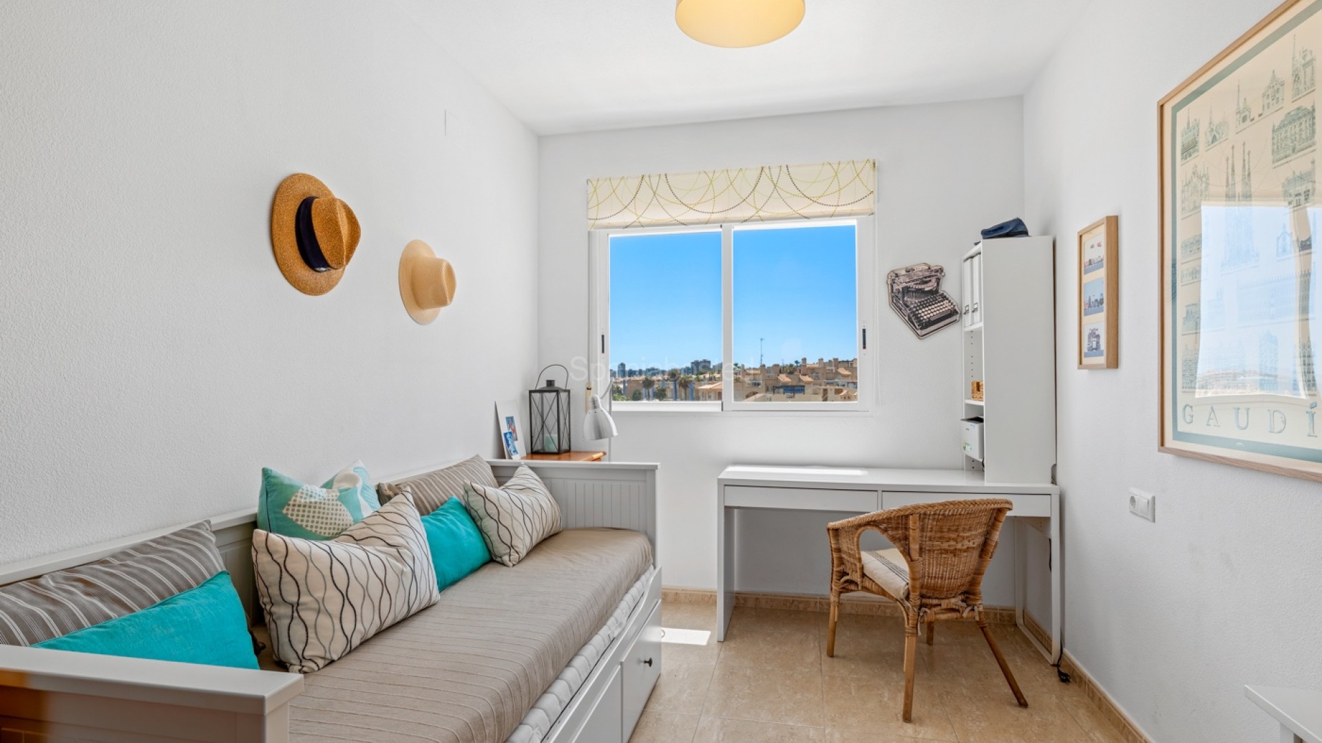 Resale - Apartment -
Cabo Roig