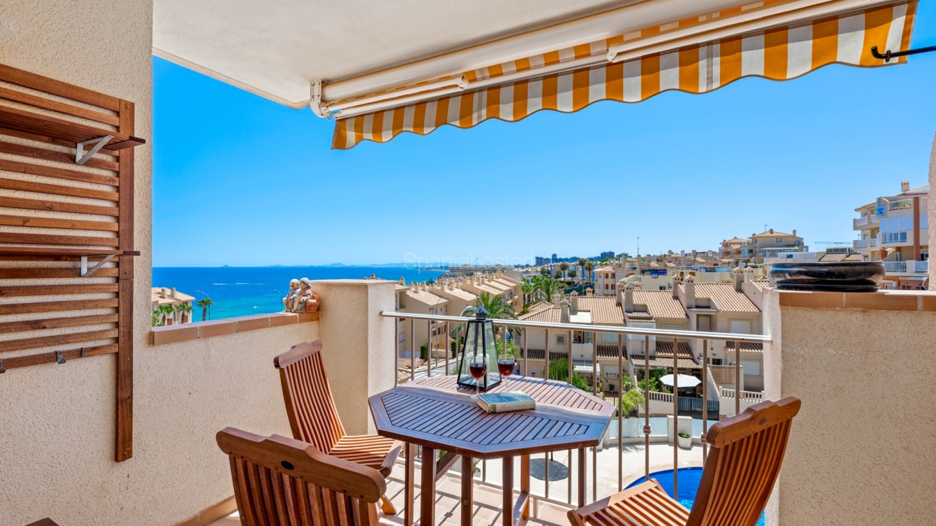 Resale - Apartment -
Cabo Roig