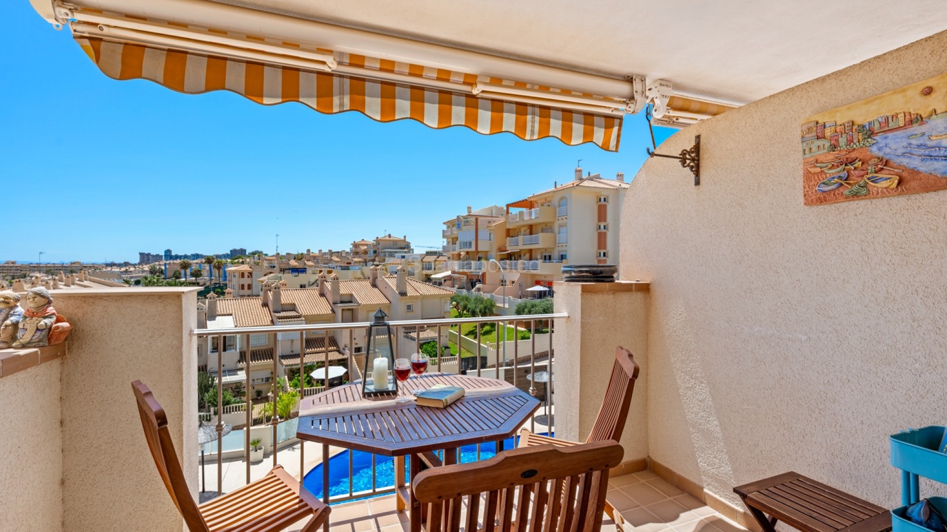 Resale - Apartment -
Cabo Roig