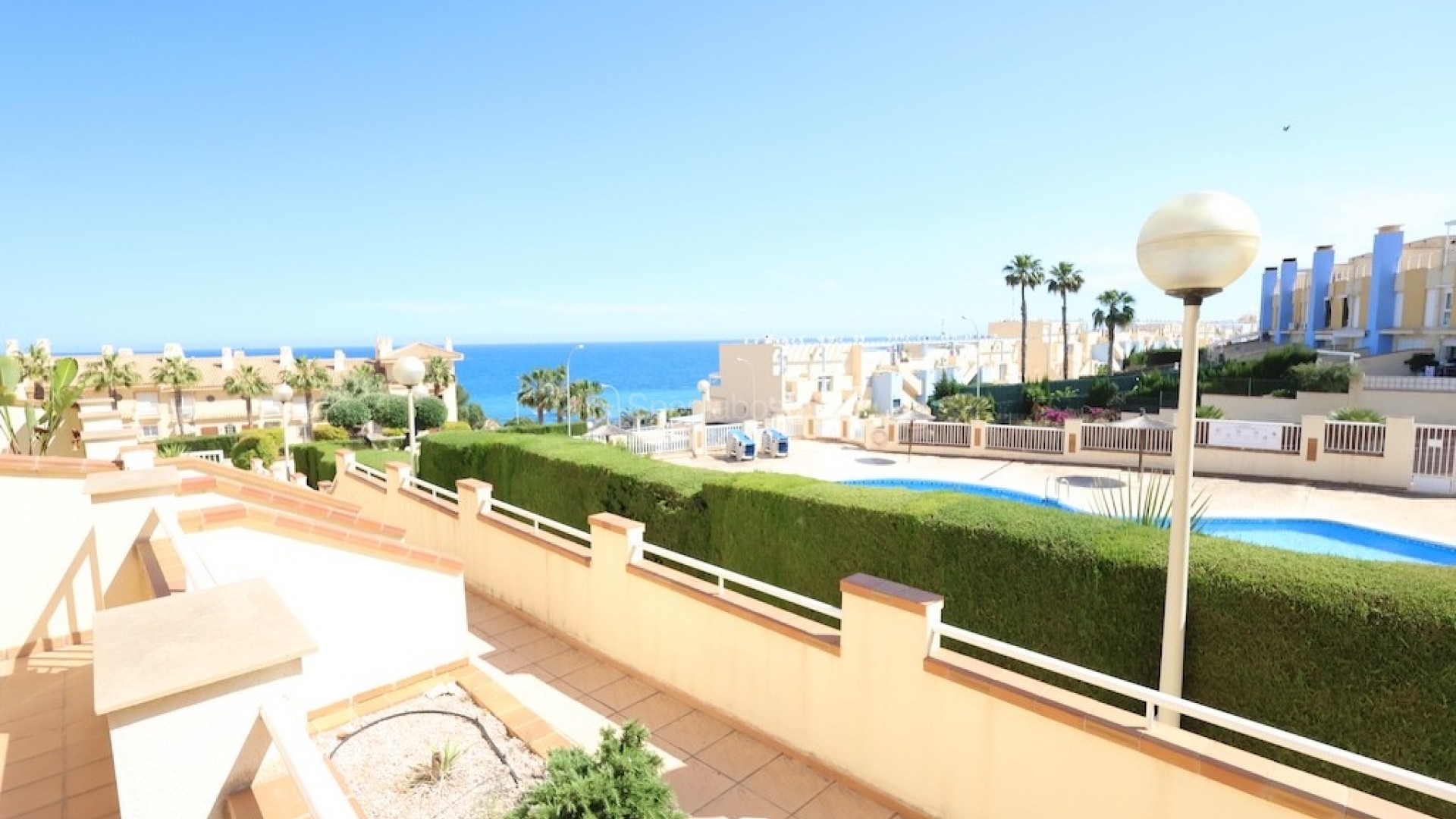 Resale - Apartment -
Campoamor