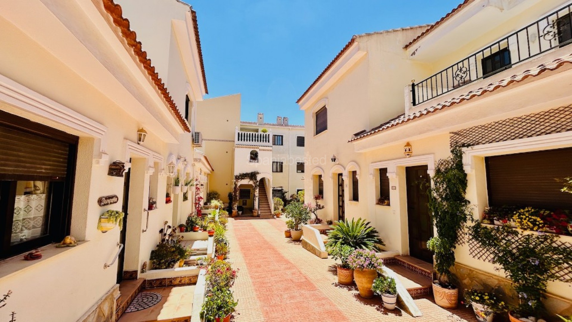 Resale - Apartment -
Ciudad Quesada