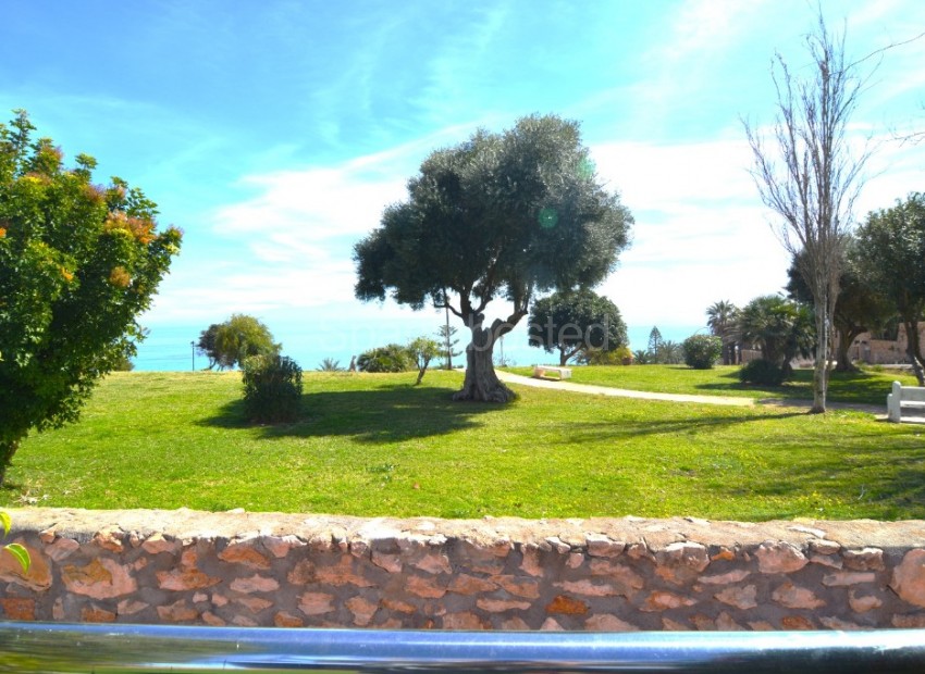 Resale - Apartment -
Dehesa de Campoamor - Campoamor