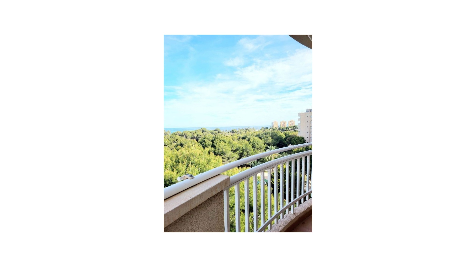 Resale - Apartment -
Dehesa de Campoamor - Campoamor