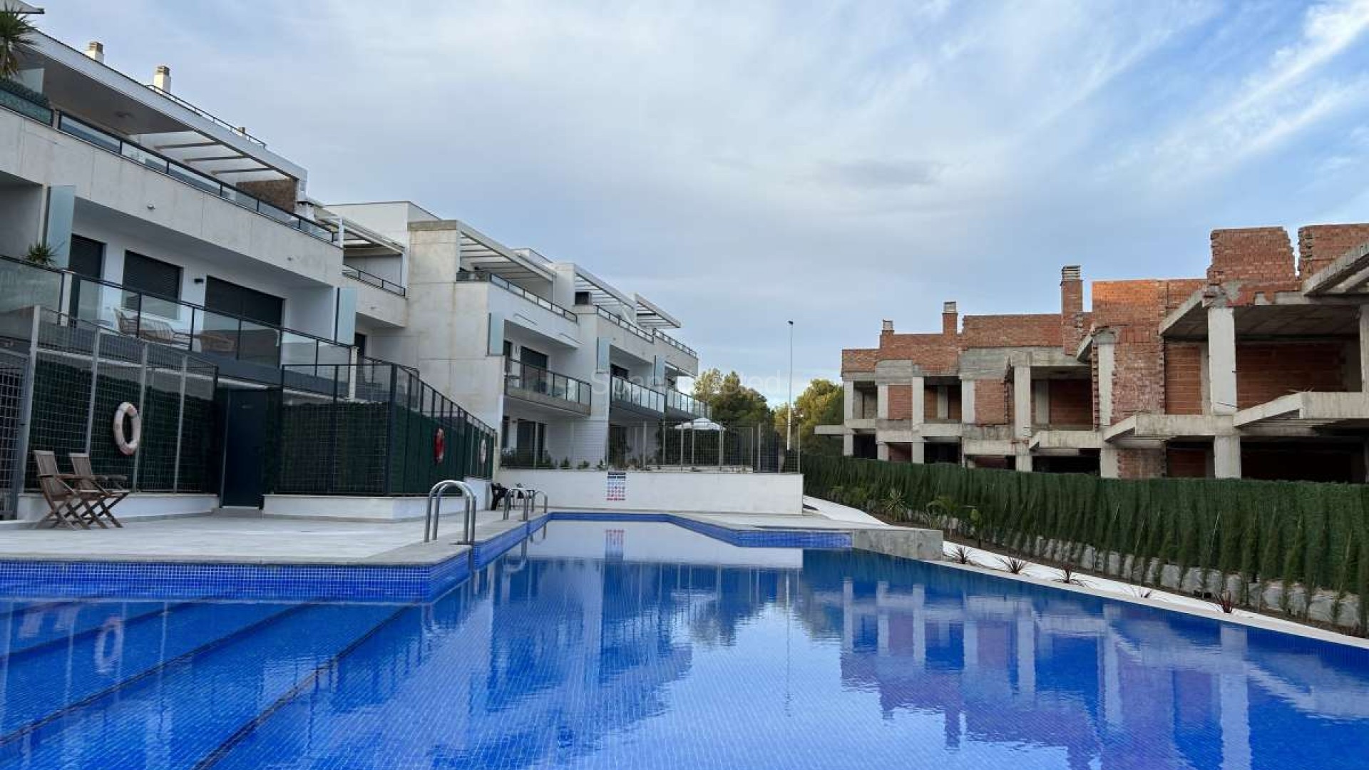 Resale - Apartment -
Dehesa de Campoamor - Campoamor