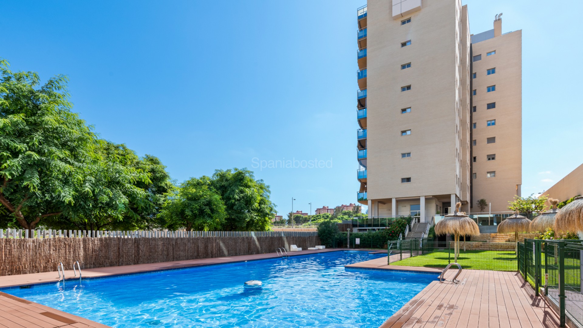 Resale - Apartment -
El Campello - El Amerador