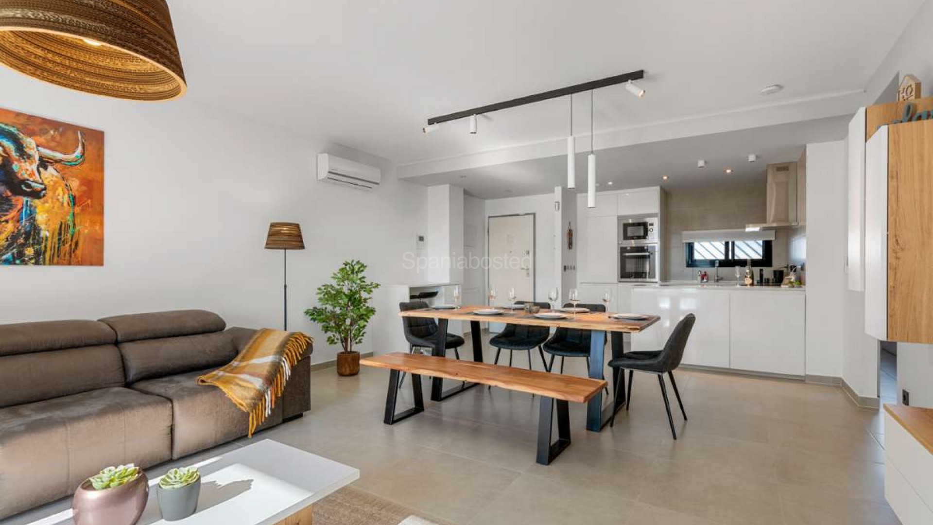 Resale - Apartment -
El Raso