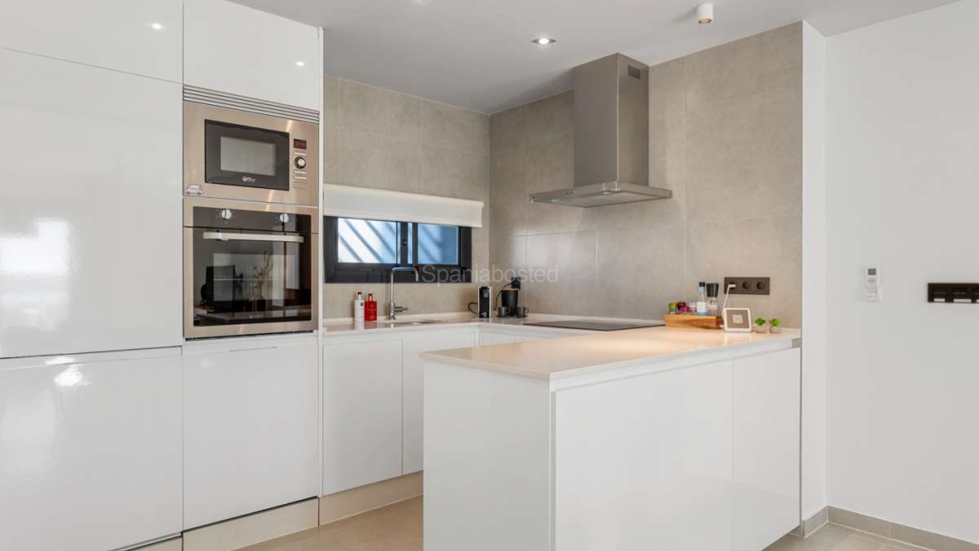 Resale - Apartment -
El Raso