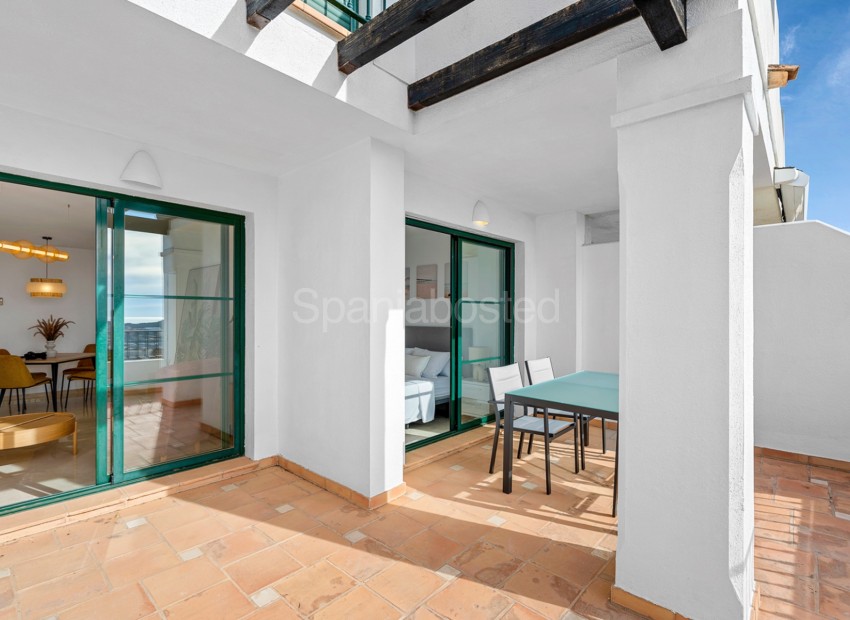 Resale - Apartment -
Finestrat
