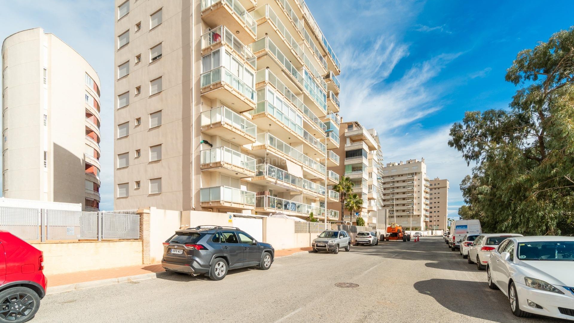 Resale - Apartment -
Guardamar del Segura - Puerto Deportivo